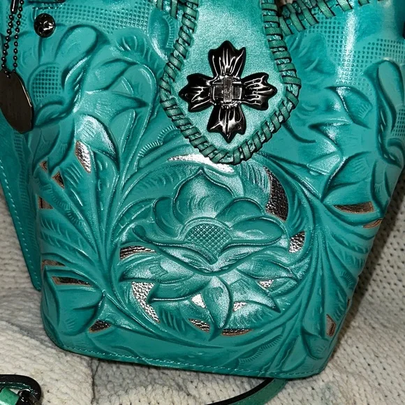 💙Patricia Nash Turquoise Crossbody Purse - Picture 14 of 16